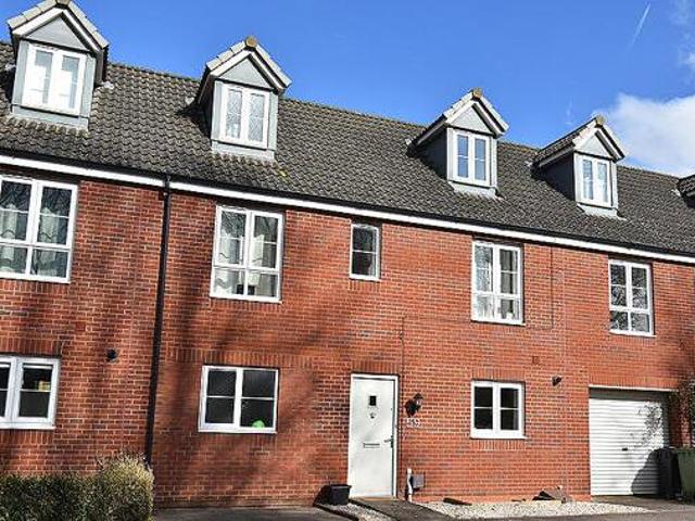 House for sale in Newcourt, Watergate