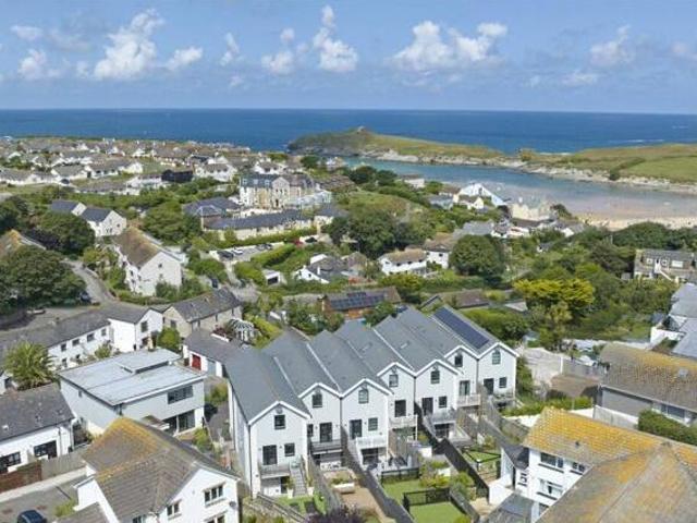 House for sale in Newquay, Cornwall