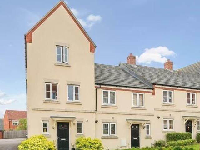 House for sale in West Oxford, The Slade