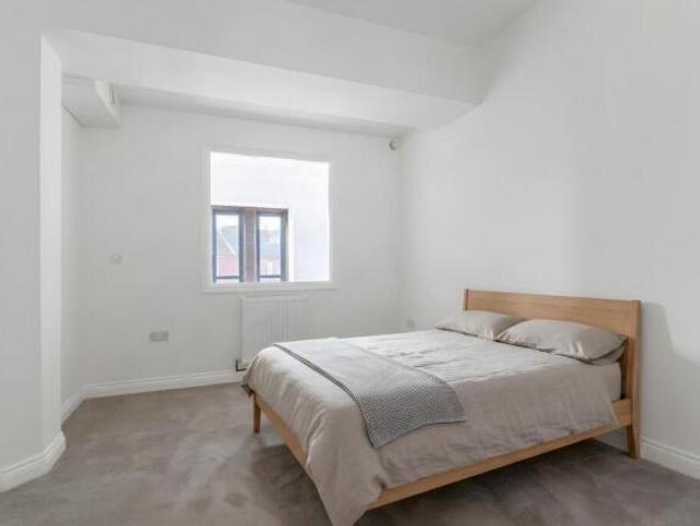 Townhouse for sale in Heigham Grove, East Bank