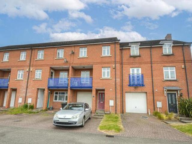 House for sale in Hampton Green, Cambridgeshire