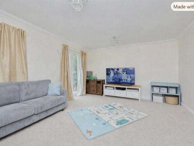 Townhouse for sale in Heigham Grove, East Bank