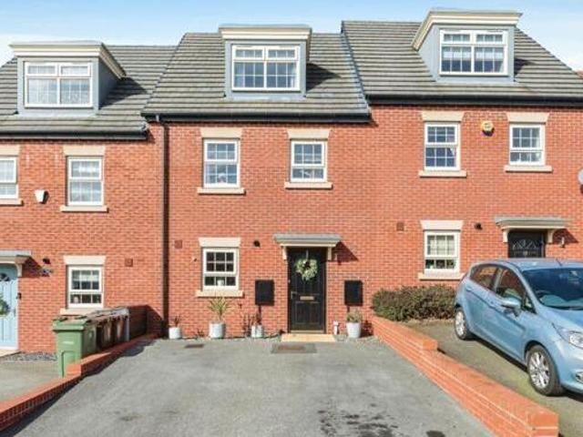 House for sale in Pontefract, West Yorkshire