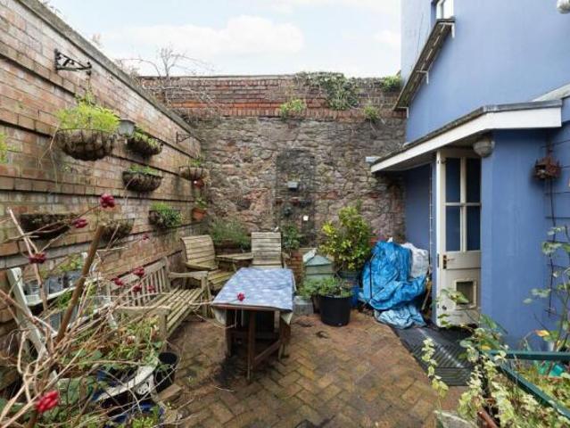 Townhouse for sale in Hotwells, Feckenham