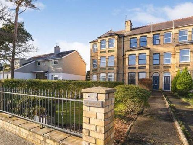 House for sale in Pwllheli
