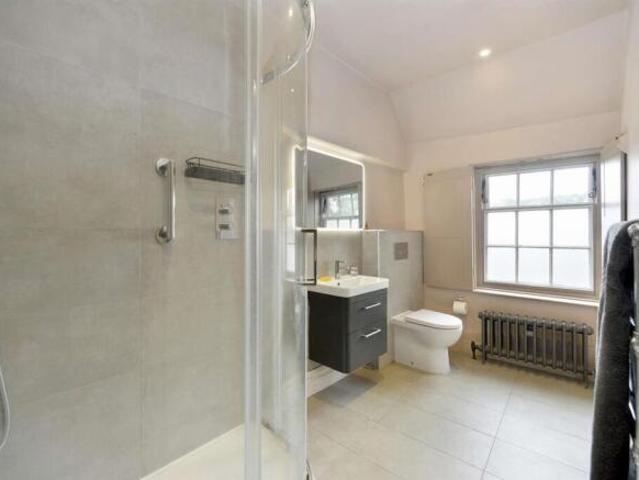 Townhouse for sale in Guildford Park, Westborough