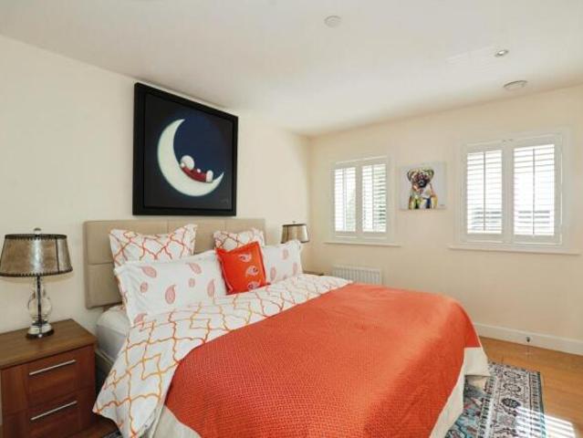 Townhouse for sale in Stoke-on-Trent