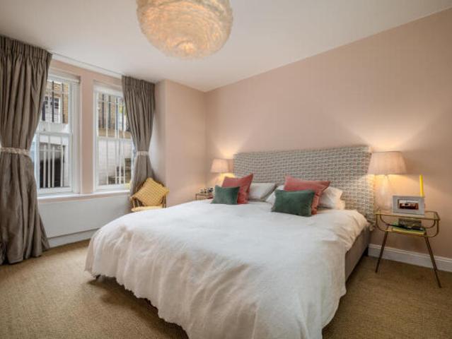 Townhouse for sale in Belgravia, Greater London