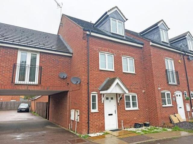 Townhouse for sale in Vale, Lancaster