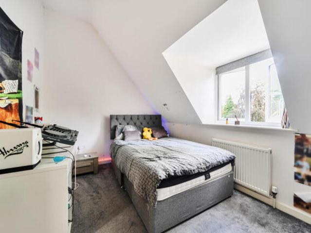 Townhouse for sale in North Watford, Hertfordshire