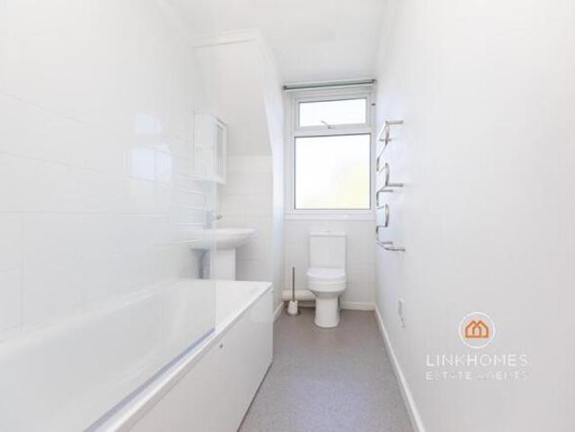 Townhouse for sale in Poole