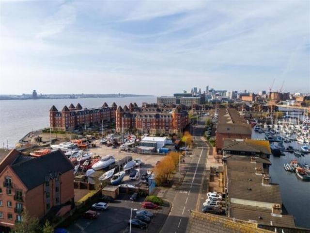 Townhouse for sale in Baltic Triangle, Calderstones