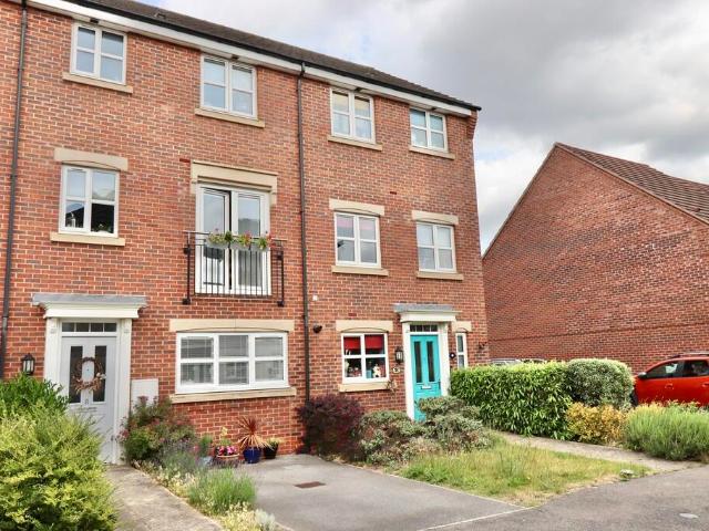 Townhouse for sale in Lincoln