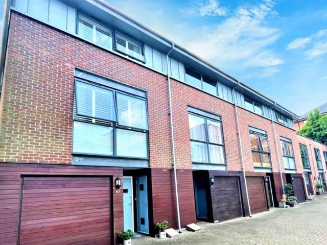 House for sale in Hampshire