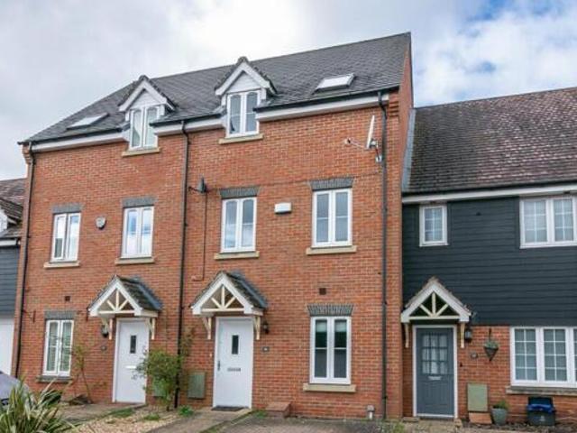 House for sale in Broadwater, Shephall