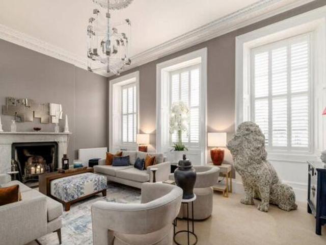 House for sale in Barton Stacey, Hampshire
