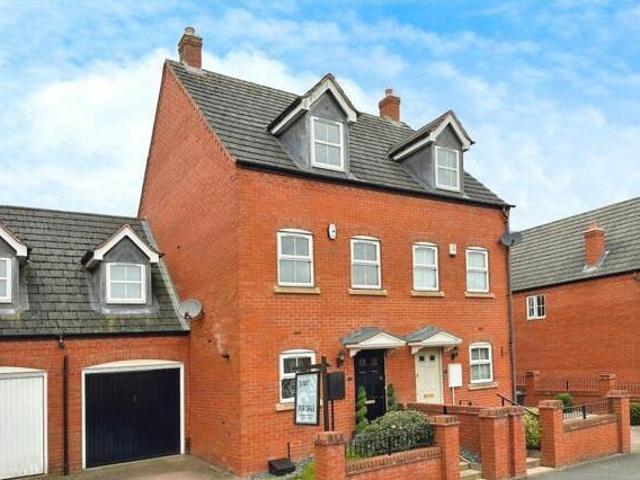 House for sale in Aldersley, Stockwell End