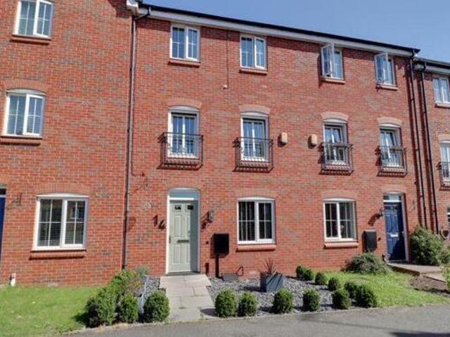 House for sale in Baswich, Staffordshire
