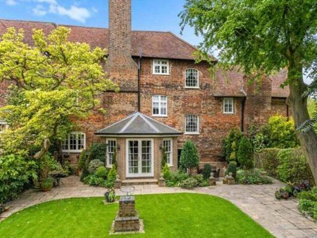 House for sale in Shephall, Hertfordshire