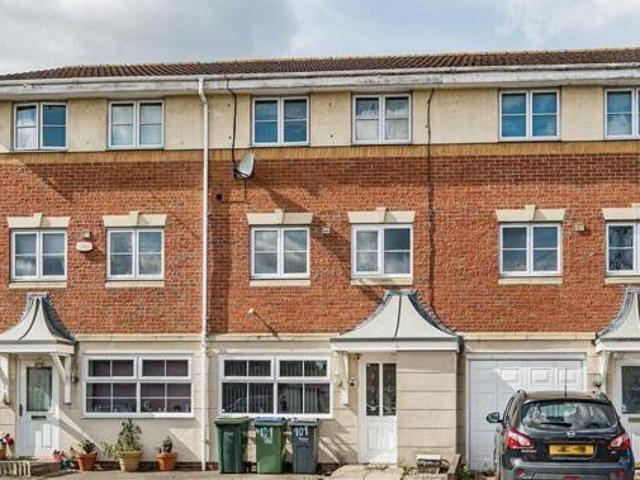 House for sale in Oldbury, West Midlands