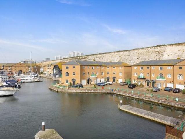 Townhouse for sale in Brighton Marina Village, Brighton & Hove