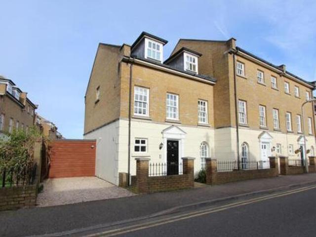 House for sale in Ash, Kent