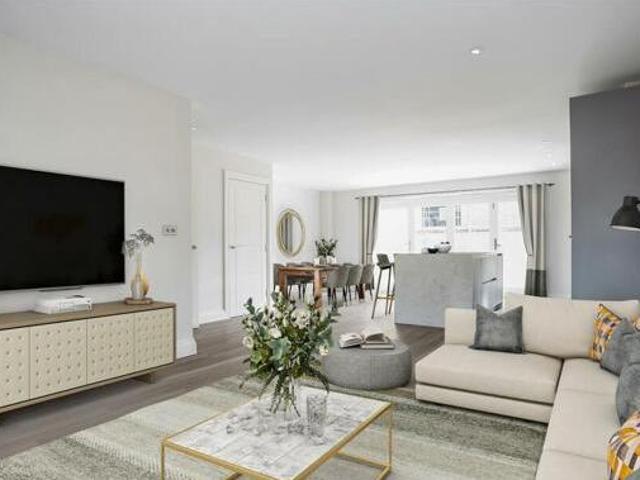 House for sale in Red Hill, Surrey