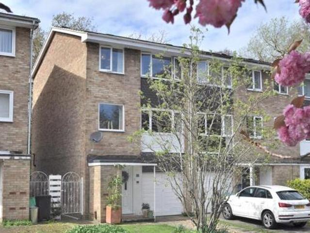 House for sale in Upchurch, Gillingham
