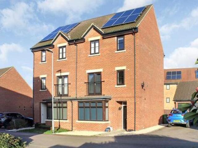 House for sale in City of London, Greater London