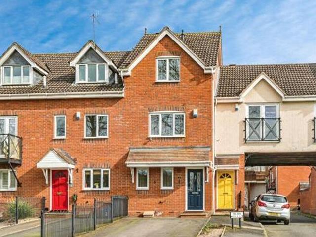 House for sale in Stourbridge, West Midlands