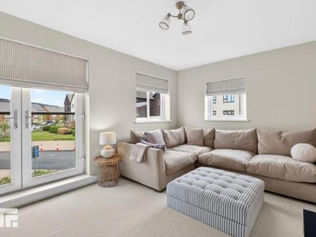Townhouse for sale in Lisvane, Wales