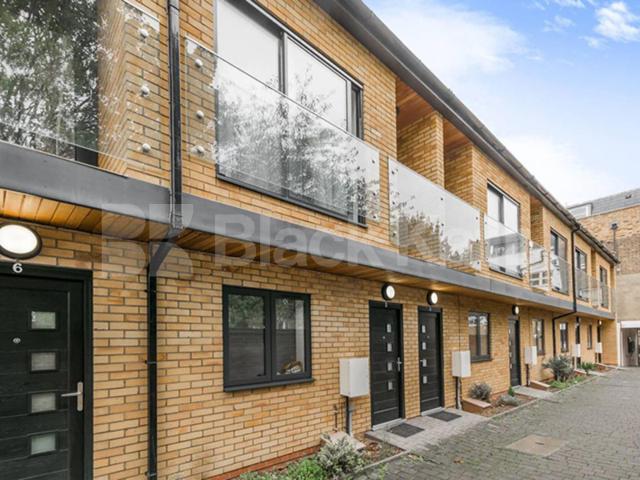 House for rent in Archway, Greater London