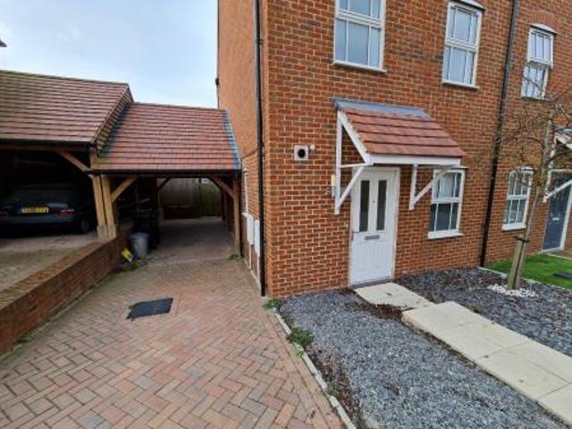 House for rent in Castle Hill, Monks Orchard