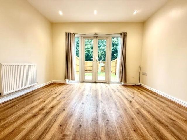 House for rent in Loxford, Greater London