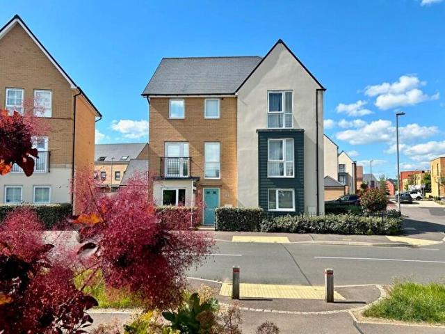 Apartment for rent in Brooklands, Milton Keynes