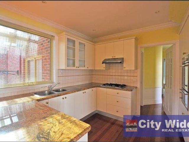 Townhouse for rent in Camerons Creek, Victoria