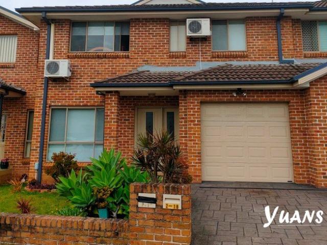 Townhouse for rent in Sydney, New South Wales