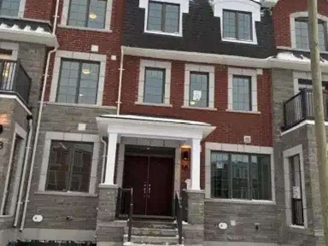 Townhouse for rent in Caledon, Ontario