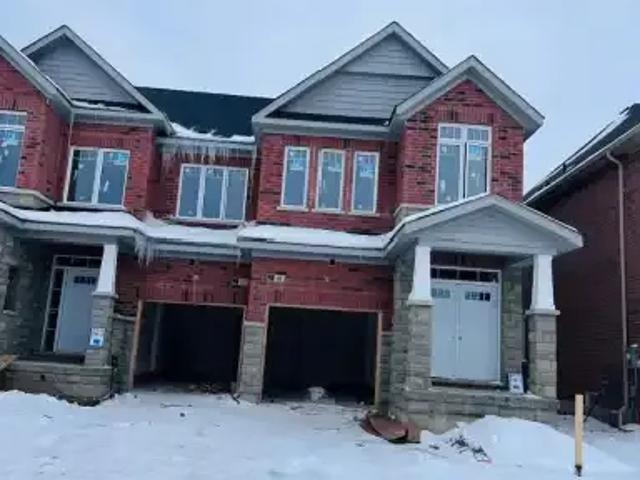 Townhouse for rent in Caledon, Ontario