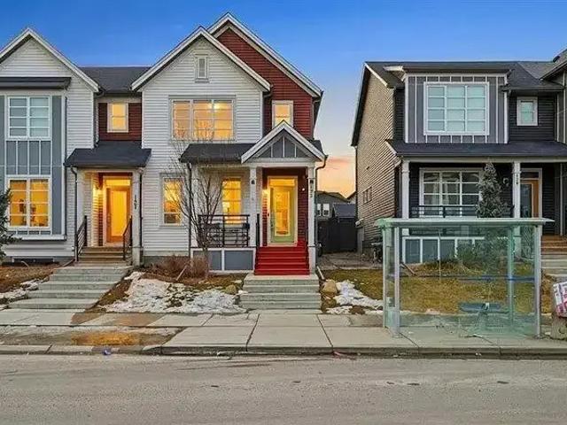 Townhouse for rent in Northwest, Alberta