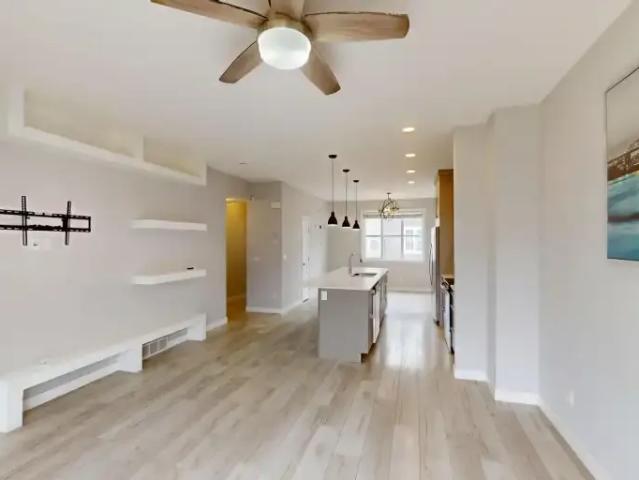 Townhouse for rent in Northwest, Alberta
