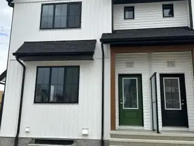 Townhouse for rent in Northwest, Alberta