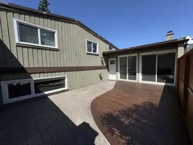 Townhouse for rent in Northwest, Alberta