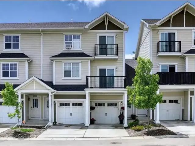 Townhouse for rent in Northwest, Alberta