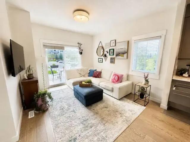 Townhouse for rent in Northwest, Alberta