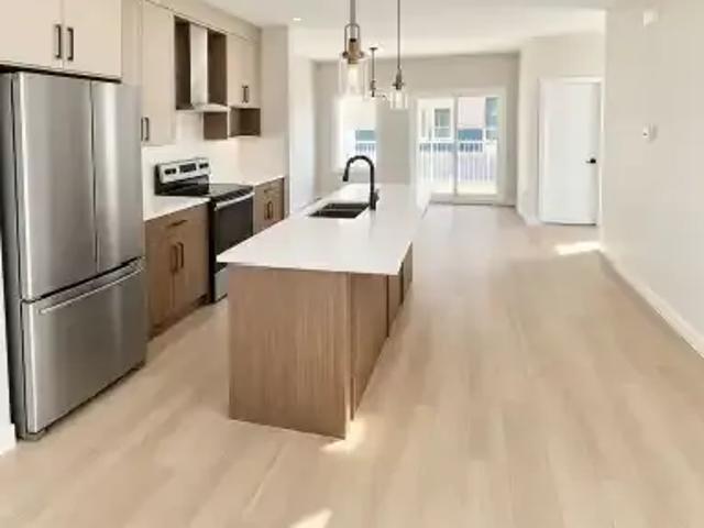 Townhouse for rent in Northwest, Alberta