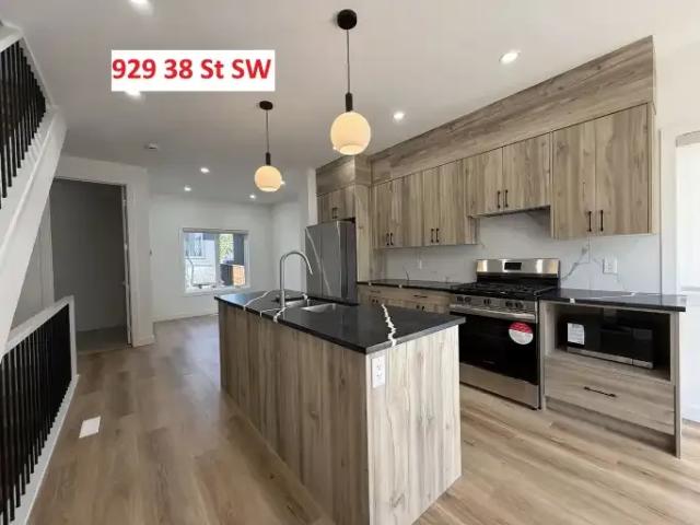 Townhouse for rent in Northwest, Alberta