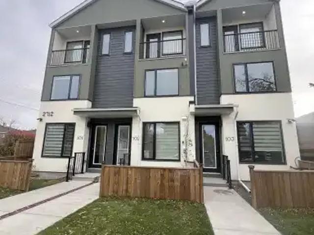 Townhouse for rent in Glendale, Calgary