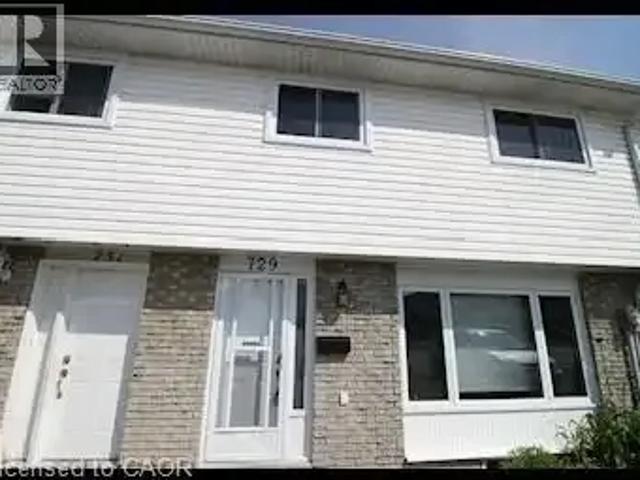 Townhouse for rent in Cambridge, Southwestern Ontario