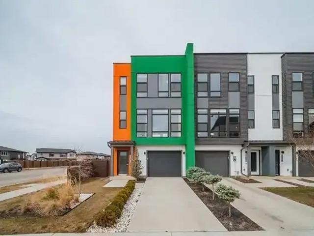 Townhouse for rent in Wedgewood, Alberta